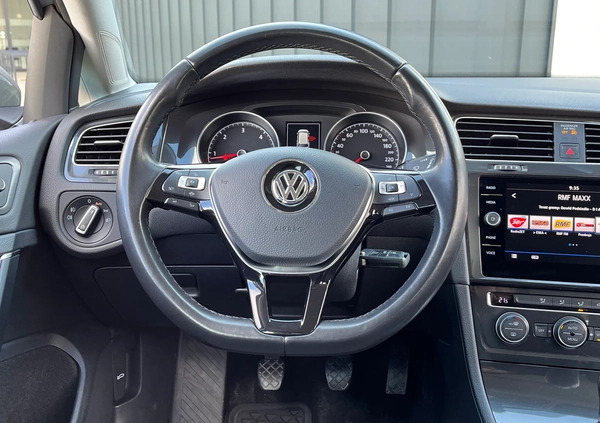 Volkswagen Golf cena 46500 przebieg: 170000, rok produkcji 2020 z Wrocław małe 781